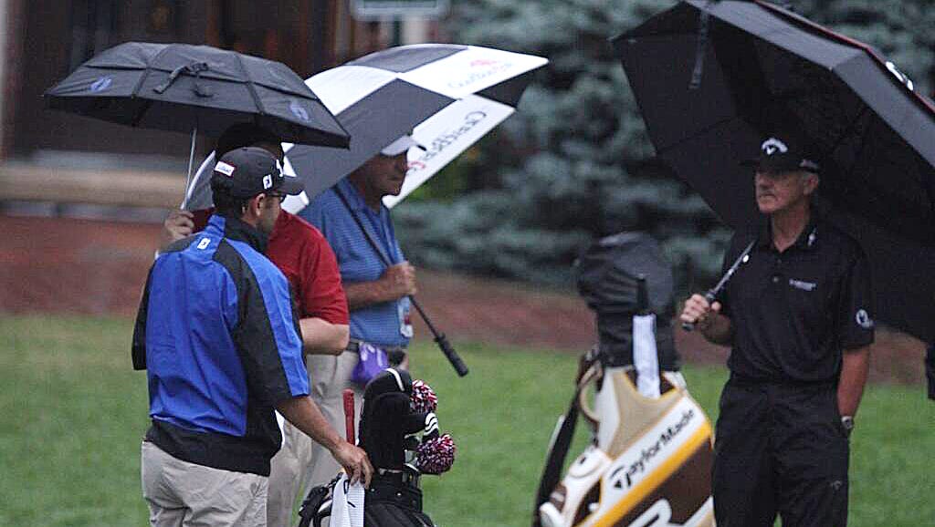 Pga umbrella clearance